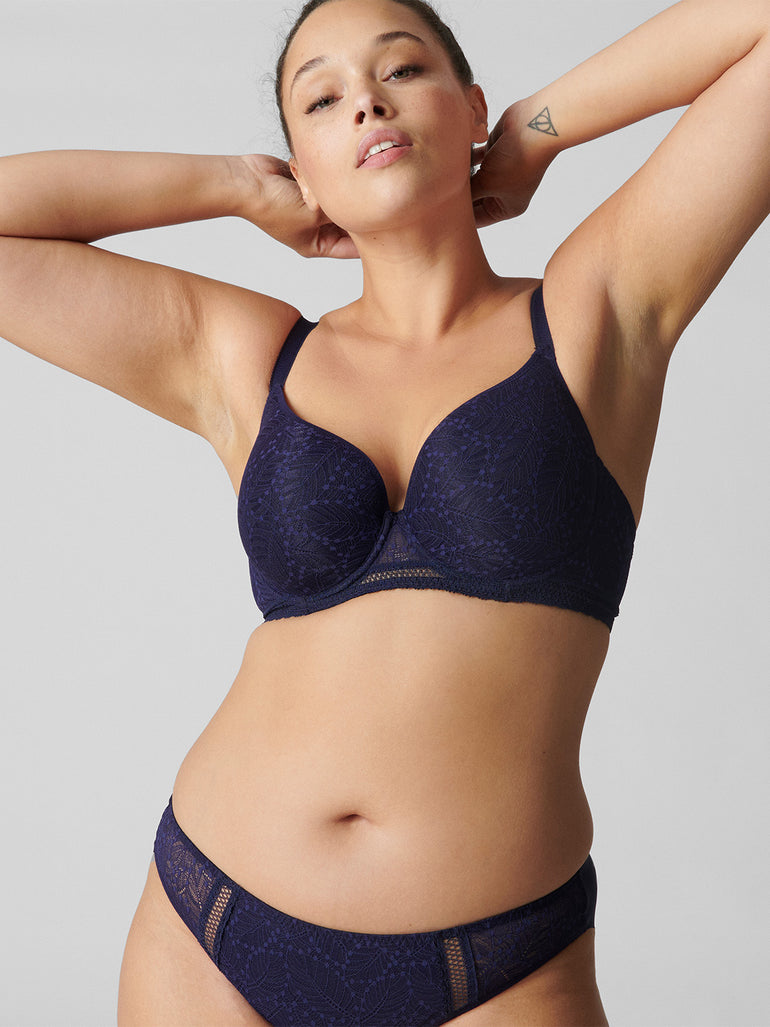 soutien-gorge-spacer-decollete-plongeant-minuit-comete-13