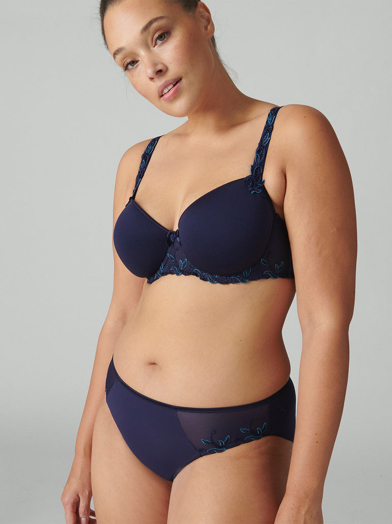 soutien-gorge-decollete-carre-en-spacer-3d-minuit-andora-13