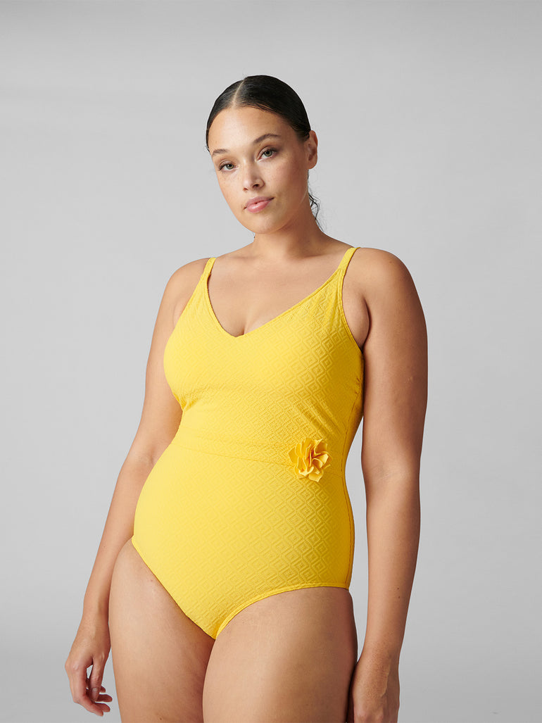 maillot-de-bain-1-piece-bonnet-mousse-sans-armature-jaune-mimosa-dune-12
