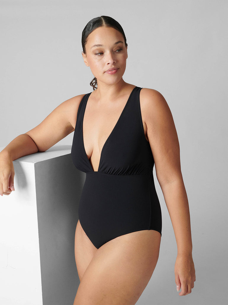 maillot-de-bain-1-piece-sans-armature-noir-mantra-11